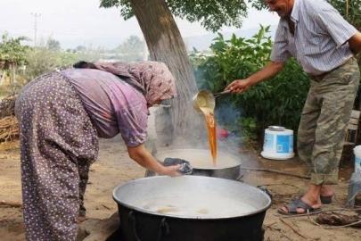 Evlerde geleneksel pekmez telaşı