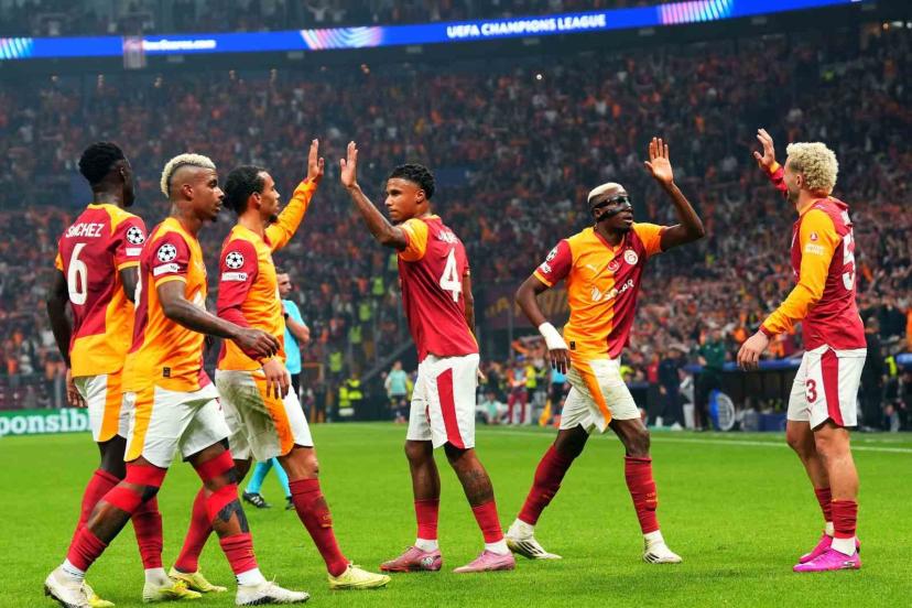 Galatasaray, UEFA Şampiyonlar Ligi’nde Ajax deplasmanında