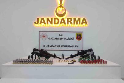Gaziantep’te 29 adet ruhsatsız silah ele geçirildi: 2 şahıs tutuklandı