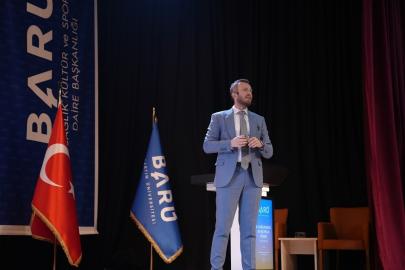 Geleceğin Türkiye’si için Okan Hocaoğlu güvenli konutların önemine dikkati çekti