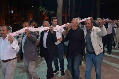 Gelin ve damada 15 metrelik para kurdelesi