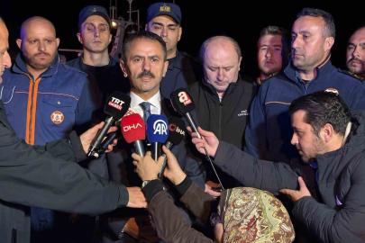 Gemiden tahliye edilen 25 personel tedbiren hastaneye götürüldü