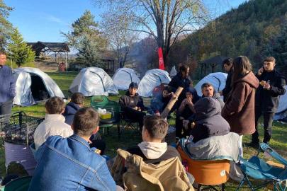 Gönüllü gençler Samandere’de bir araya geldi