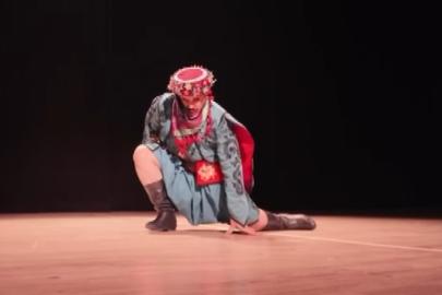 Gösteri sırasında ters hareket yapan dansçının çapraz bağları koptu