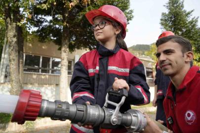 Gümüşhane’de itfaiyecilik eğitimi temelden başlıyor