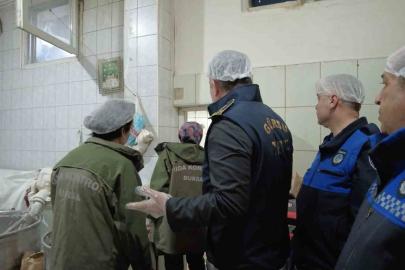 Gürsu zabıta ekipleri, gıda denetimleriyle göz açtırmıyor