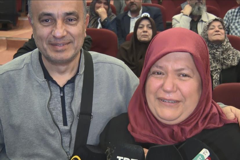 Hac kurasında ismi çıkan hacı adayları sevinçten gözyaşlarına boğuldu