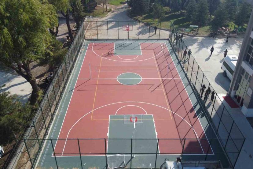 Hangi okullara basketbol, voleybol ve futbol sahası yapılacağı açıklandı
