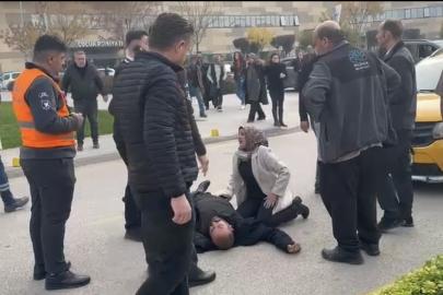 Hastane önünde feci kaza