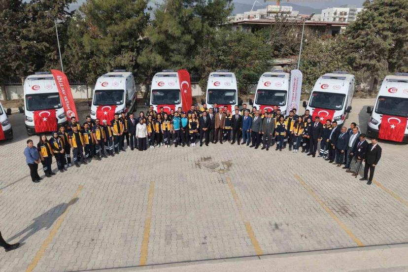 Hatay’da 12 yeni ambulans hizmete alındı