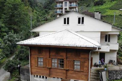 Hatırası var dediler, baba evini yıkmadan ekleme yaptılar