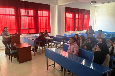 Hisarcık’ta lise öğrencileri bir günlük üniversite öğrencisi oldu