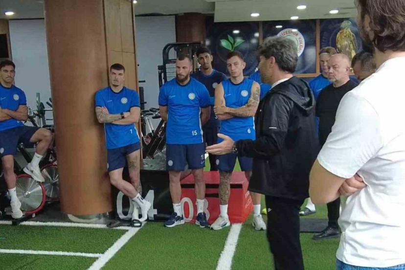 İlhan Palut, Çaykur Rizespor’a veda etti