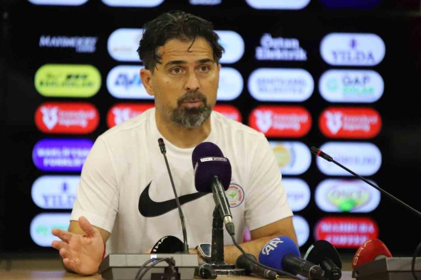 İlhan Palut: "Sahadaki görüntüye göre beraberliğin ideal bir sonuç olduğunu söyleyebilirim"