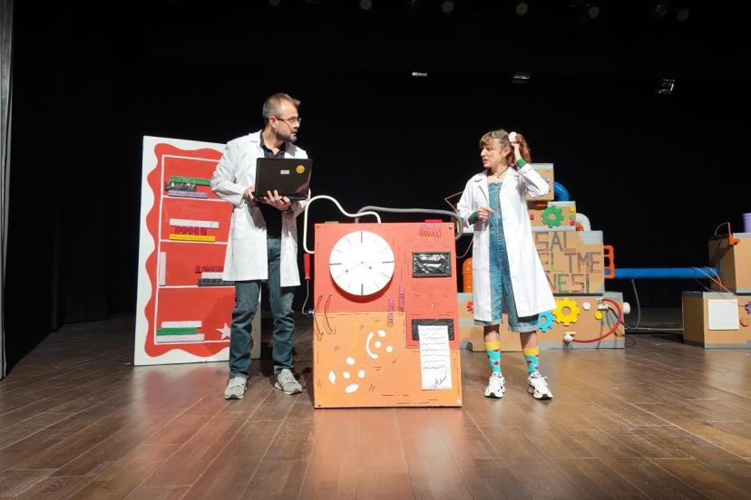 Isparta Belediyesi Şehir Tiyatroları çocuklarla buluştu