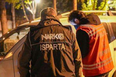 Isparta’da son 24 saatlik denetimlerde 9 aranan şahıs yakalandı