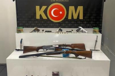 Isparta’da yasa dışı silah ve mühimmat ele geçirdi