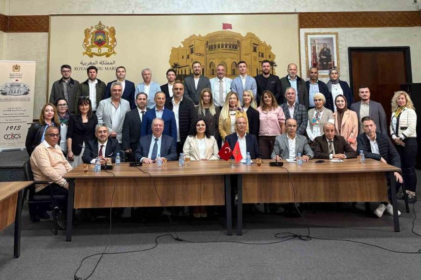 İzmirli iş insanlarından Kazablanka çıkarması