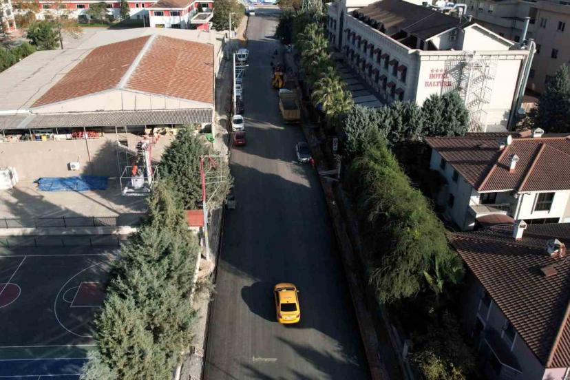 İzmit Şehit Ergün Köncü Caddesi’nde altyapı bitti, asfalt serildi