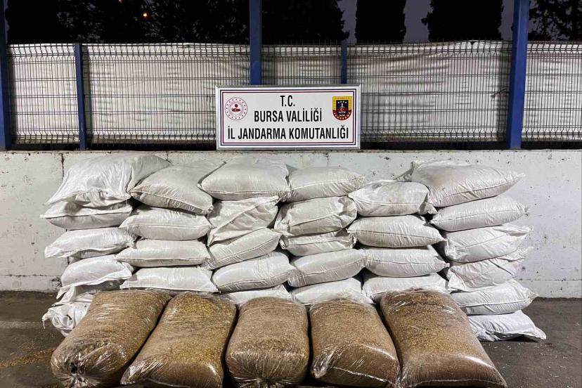 Jandarmadan kaçak sigara operasyonu