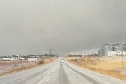 Kahta-Sincik yolunda dolu yağışı