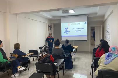 Karacasu’da afet farkındalık eğitimi