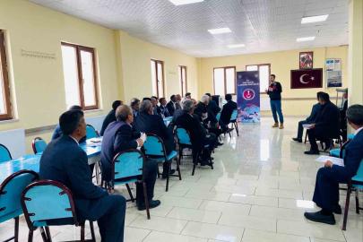 Kars’ta jandarmadan siber farkındalık eğitimi