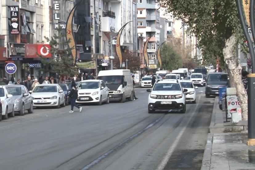 Kars’ta şaşırtan denge: Merkez nüfus 100 bin, araç sayısı 54 bini geçti