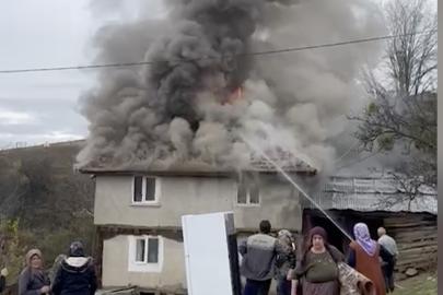 Kastamonu’da çıkan ev yangını söndürüldü