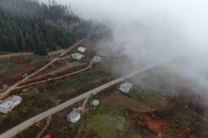 Kastamonu’da Yaralıgöz geçidinde sis nedeniyle görüş mesafesi düştü