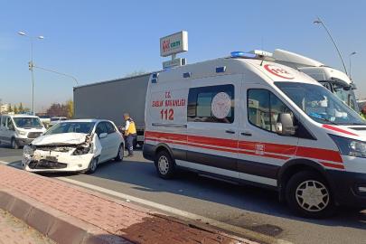 Kayseri’de 5 araç birbirine girdi: 5 yaralı