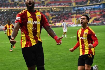 Kayserispor ilk kez 1 maçta 3 gol attı