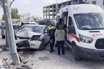 Kaza yapan sürücü telefonda "ben ne yapacağım" dedi, şok geçirdi