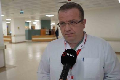 Kemik erimesine dikkat: 76 yaşındaki hasta, omurga kırığı ağrılarını fıtığa bağladı