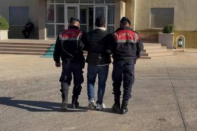 Kesinleşmiş 31 yıl hapis cezasıyla aranan şahsı jandarma yakaladı