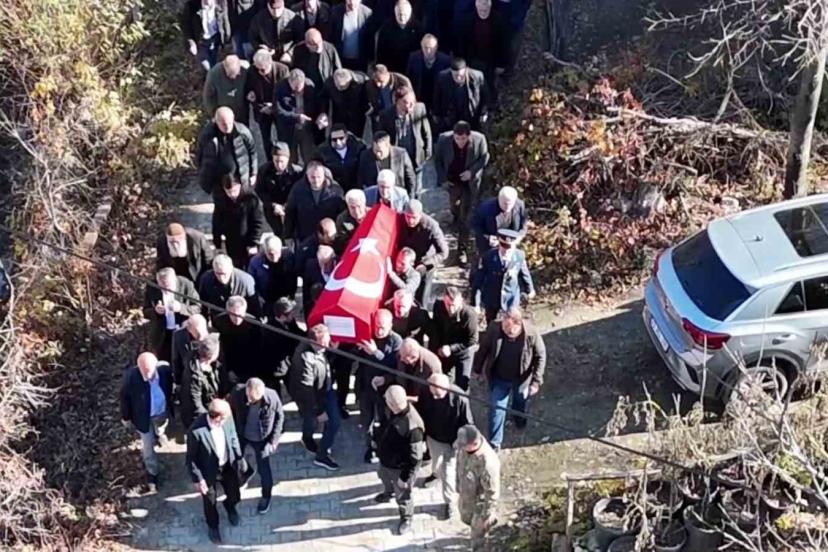 Kıbrıs Gazisi Karabey Eroğlu, son yolculuğuna uğurlandı