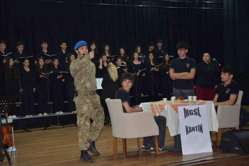 ’Kim Var’ sanat etkinliği Manisalılarla buluştu