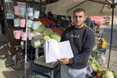 "Kimse bilmesin, Allah bilsin" diyerek 150 bin liralık veresiye defterini kapattı