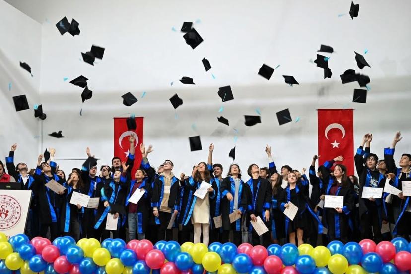 Kırklareli’nde geleceğin teknoloji yıldızları mezun oldu