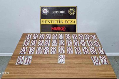 Kırşehir’de uyuşturucu operasyonu: 527 adet sentetik hap ele geçirildi