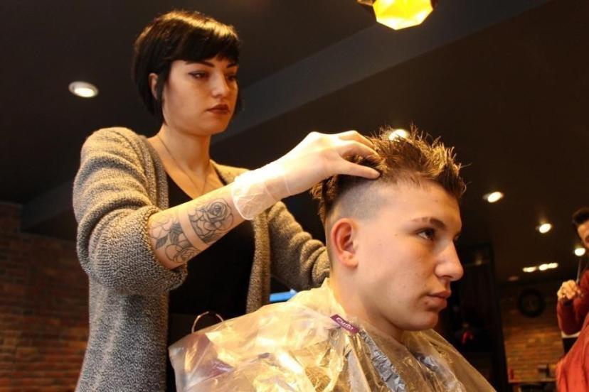 Kış ayları öncesi saç dökülmesine karşı uyarı: "Saçın da neme ihtiyacı var"