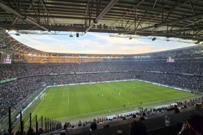 Kocaelispor - Galatasaray maçında seyirci rekoru kırıldı