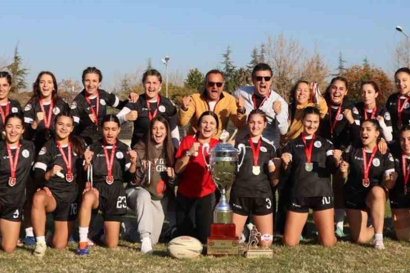 Körfez Gençlerbirliği, ragbide Türkiye şampiyonu oldu