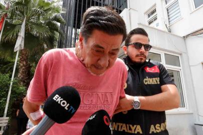 Küçük kızın "Ağabeyim cennette" sözleri salonda gözyaşlarına neden oldu