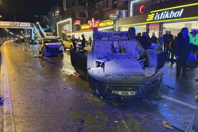 Küçükçekmece’de E5 yan yolda zincirleme kaza: 3 yaralı