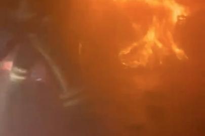 Kuruyemiş fabrikasında korkutan yangın 16 itfaiye aracı seferber oldu