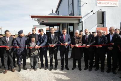 Kütahya’da yapımı tamamlanan Sefa Merve Camii ibadete açıldı