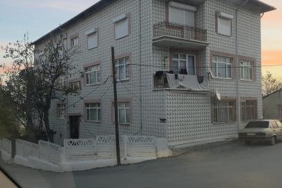 Kütahya’da yeni doğan bebeğini havalandırma boşluğuna attı