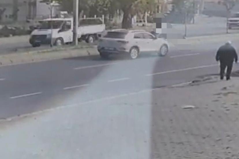 Lise öğrencisi doğum gününden 2 gün sonra otomobilin çarpması sonucu hayatını kaybetti