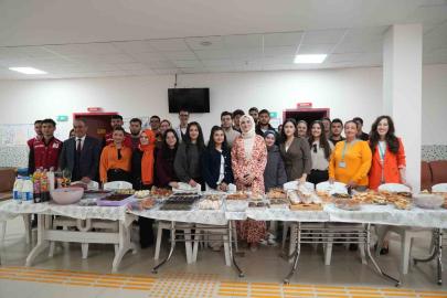 Lösemili çocuklar için iyilik sofrası